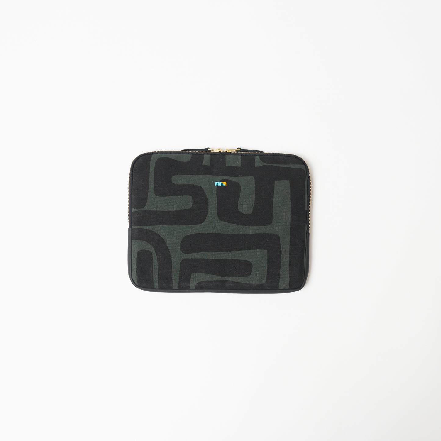 FINAL SALE: iPad Sleeve - Safari Kuba