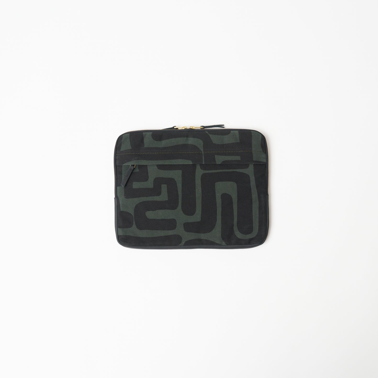 FINAL SALE: iPad Sleeve - Safari Kuba