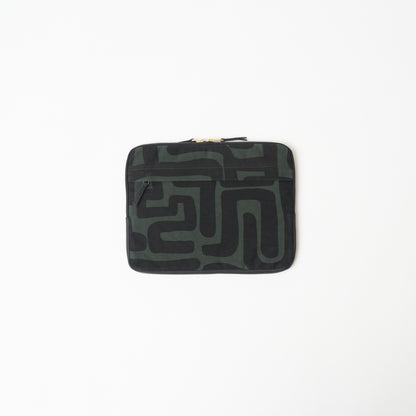 FINAL SALE: iPad Sleeve - Safari Kuba