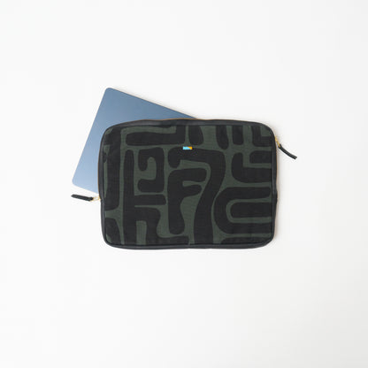 FINAL SALE: Laptop Sleeve - Large - Safari Kuba