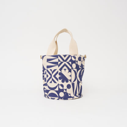 FINAL SALE: Daytripper Bag - Tile Print