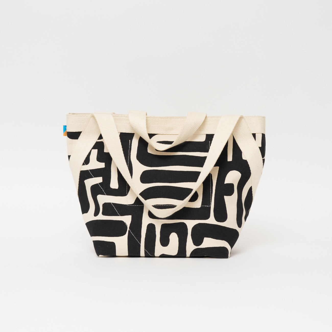 Karibu Tote - Medium - Black Kuba