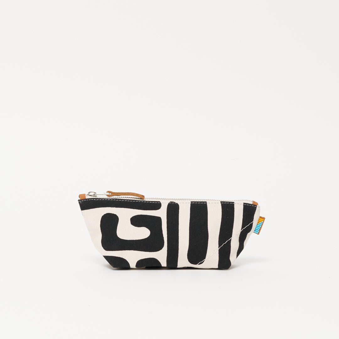 Small Pouch - Black Kuba