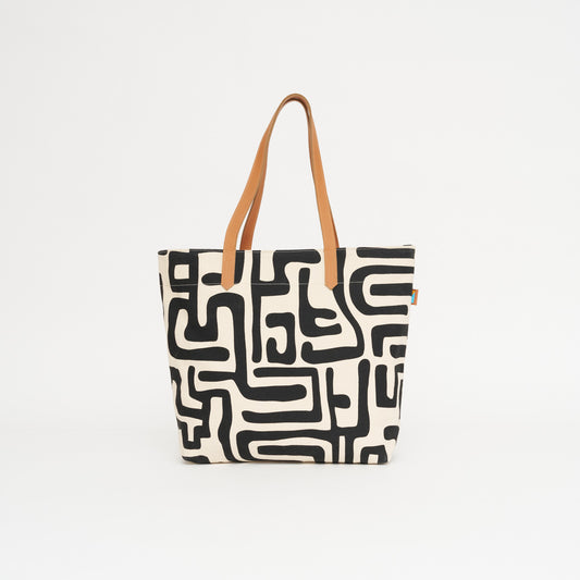 Go-To Tote - Black Kuba