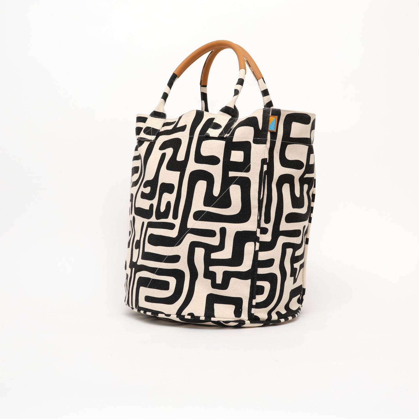 FINAL SALE: Long Weekender Bag - Black Kuba