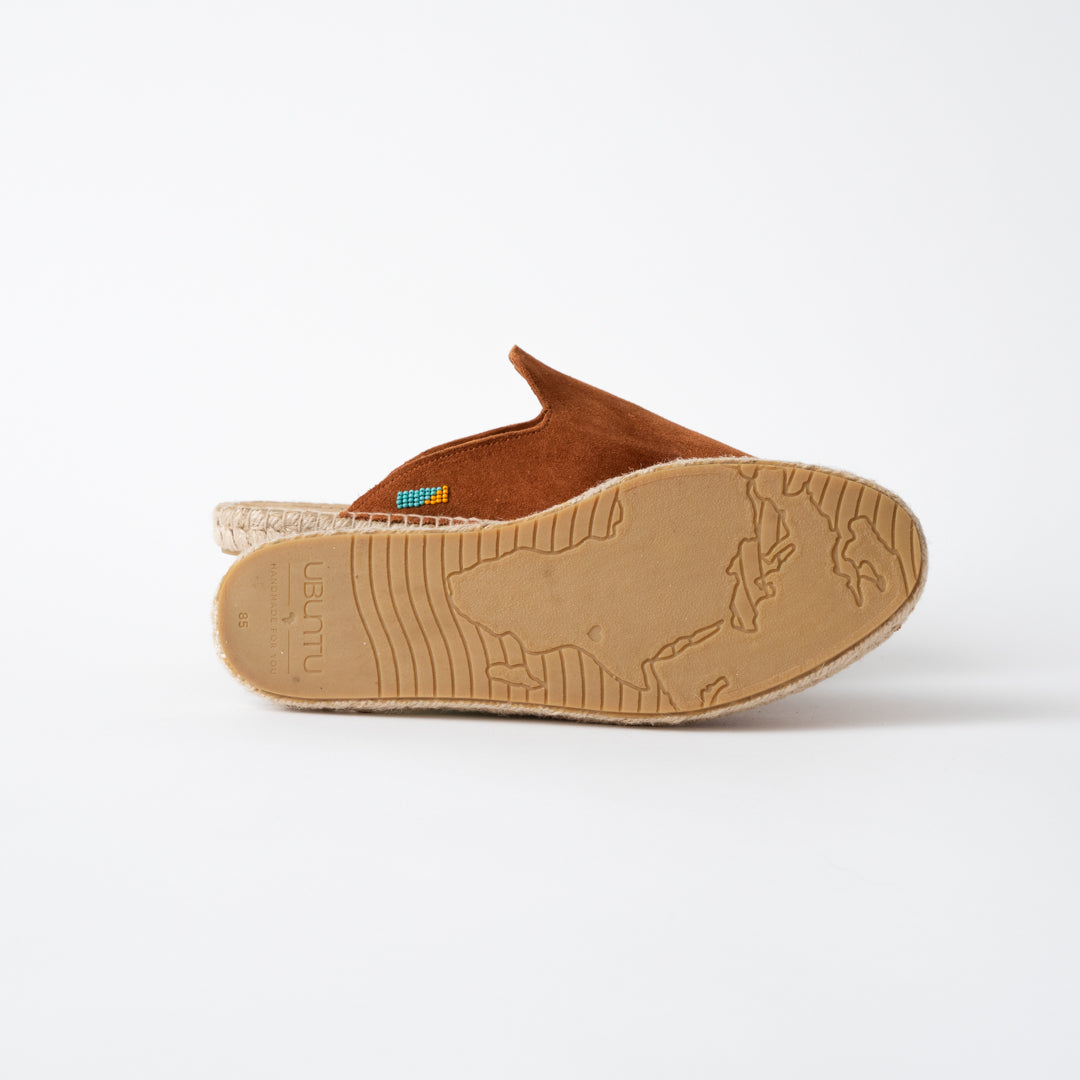 Lamu Mule - Chestnut Brown